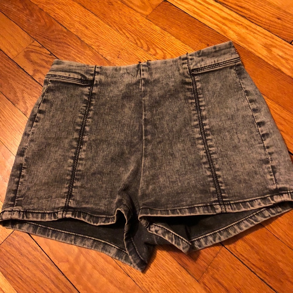 Pacsun stretchy denim shorts